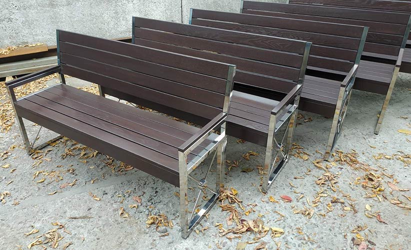 Уличные скамейки из металла
